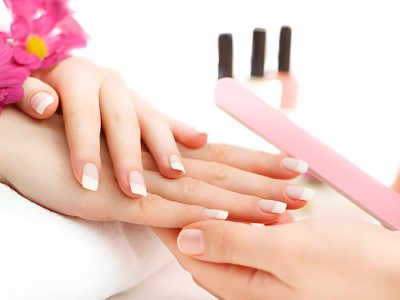 استخدام ناخن کار در عمان